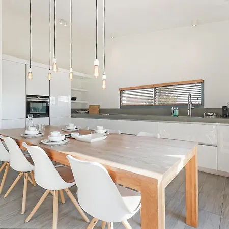 41 - Beachfront | Directly On The With Views Over The Water