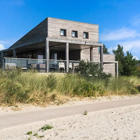 Villa 41 - Beachfront | Directly On The With Views Over The Water Ouddorp